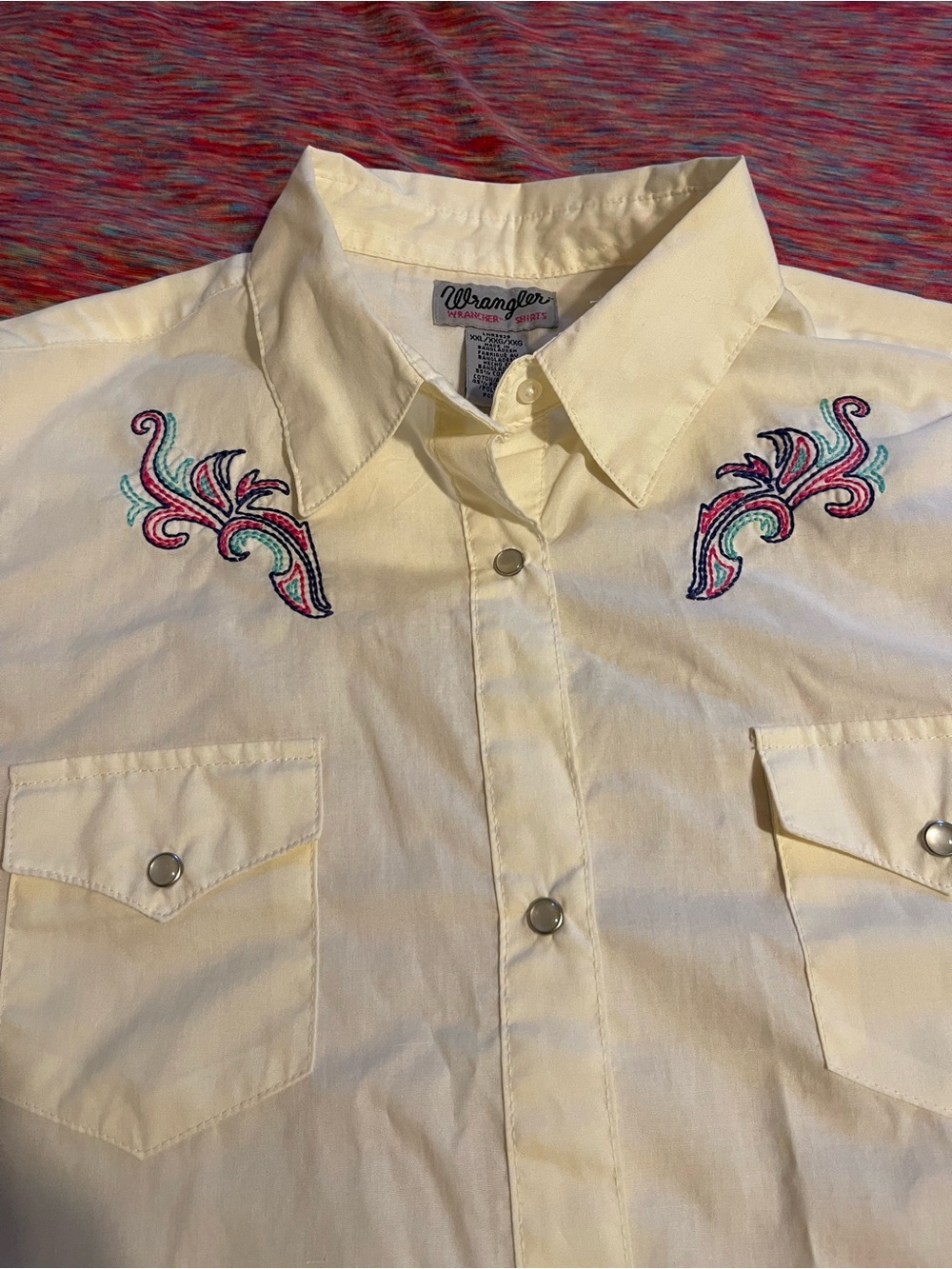 Wrangler Creme Western Shirt with Multicolor Embroidery